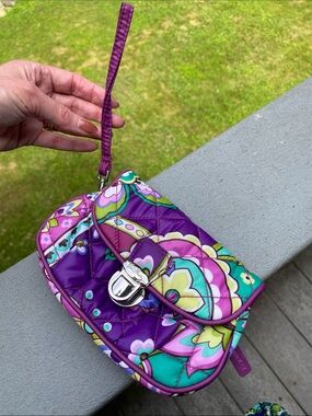 Vera Bradley Floral Wristlet Purple Bag  SMELLS MUSTY